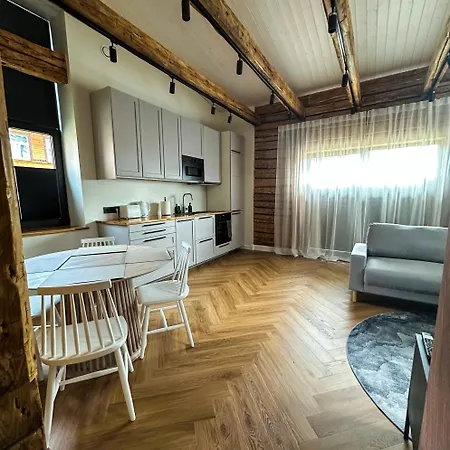 Apartment Gemini Homes Paernu, Vaeike-kuke